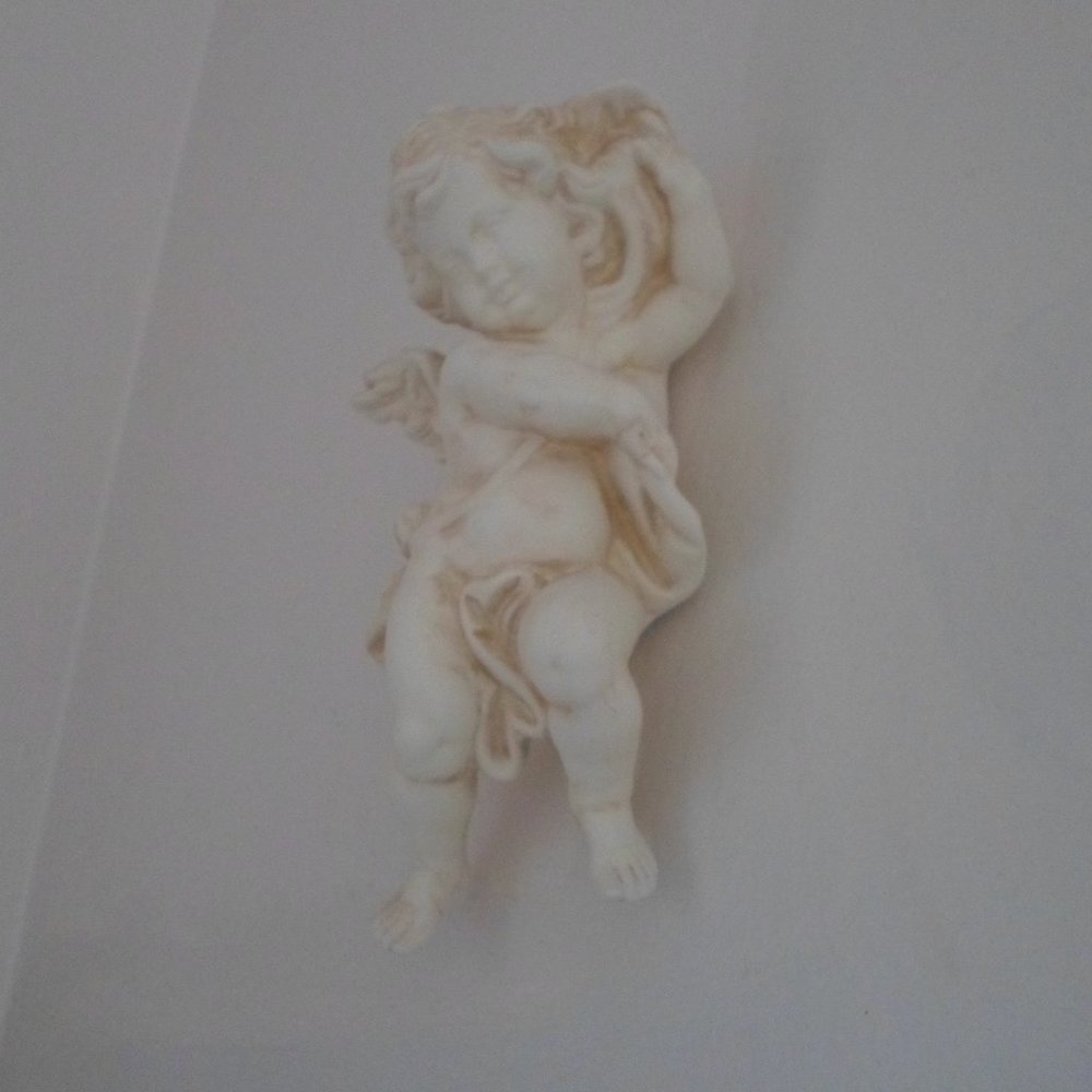 Cherubs 3-D Ceramic Wall Art / Décor - Picture 5 of 7